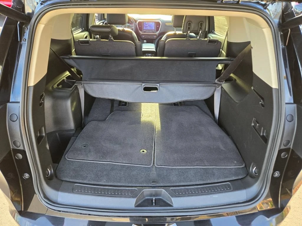 Used 2017 EBONY TWILIGHT METALLIC GMC Denali image 13