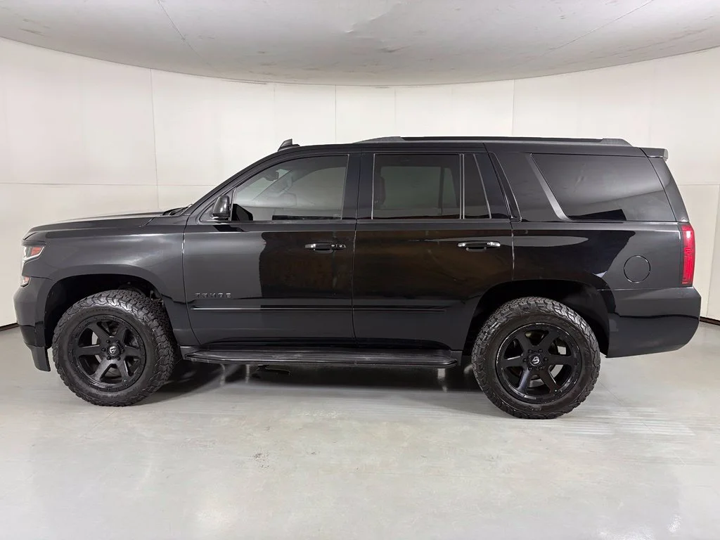 Used 2020 Black Chevrolet Premier image 7