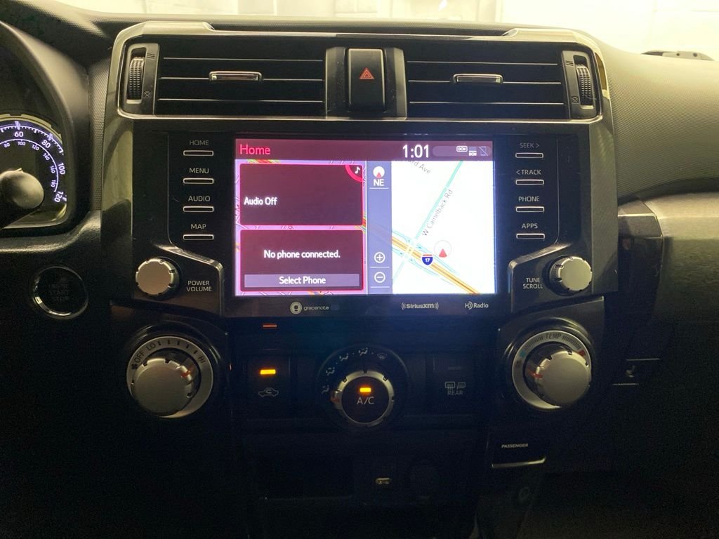 Used 2020 Gray Toyota Venture image 14