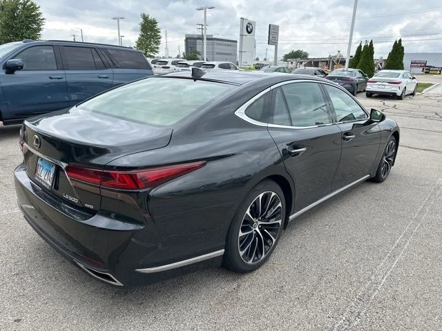Used 2023 Black Lexus 500 Base image 6