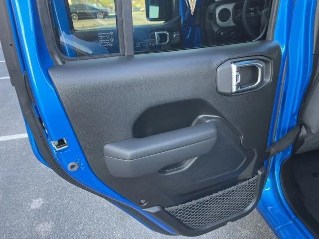 New 2026 Hydro Blue Pearl-Coat Exterior Paint Jeep Sport S image 11
