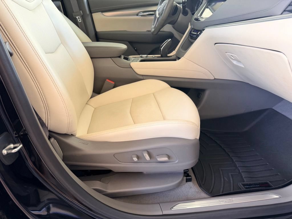 Used 2021 STELLAR BLACK METALLIC Cadillac FWD Premium Luxury image 38