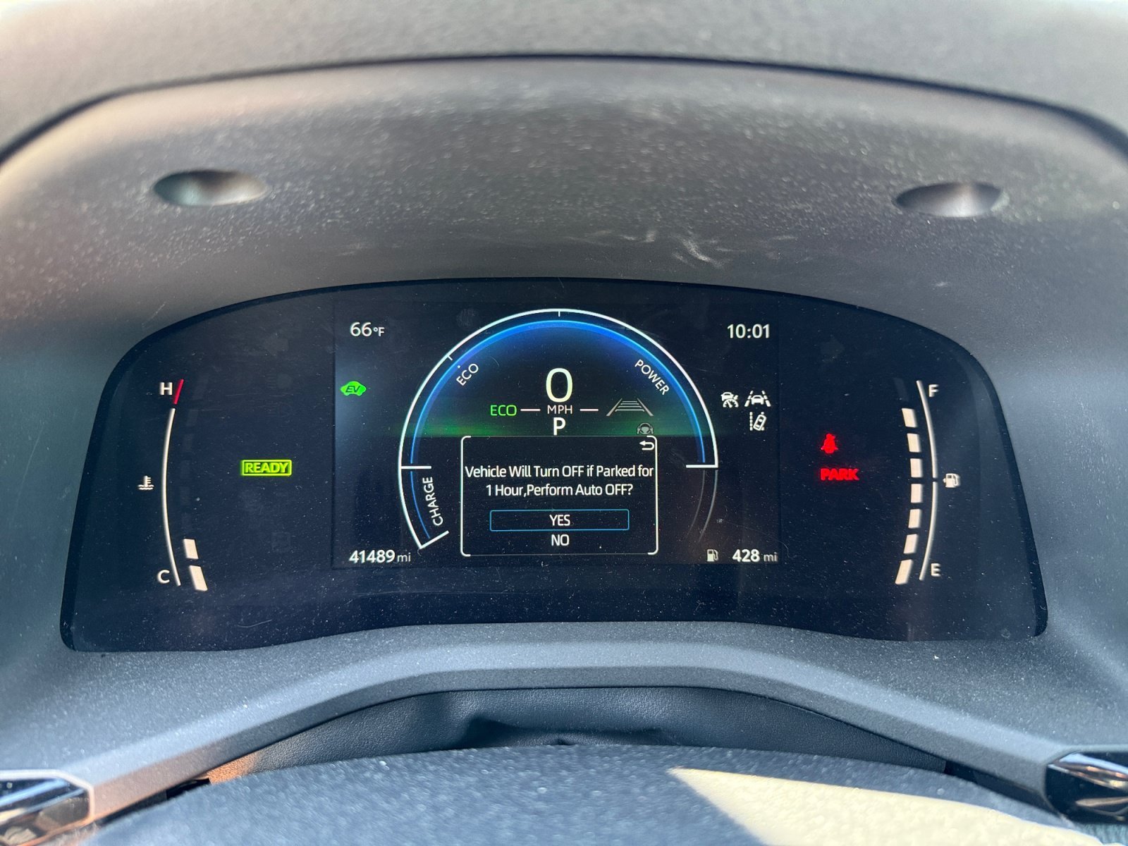 Used 2025 Ice Toyota LE image 11