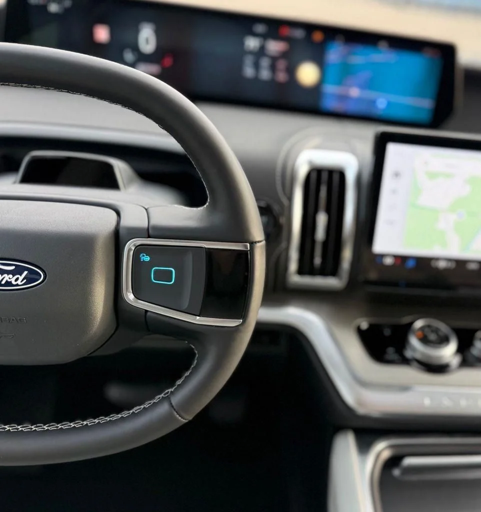 New 2027 Blue Ford Platinum image 20