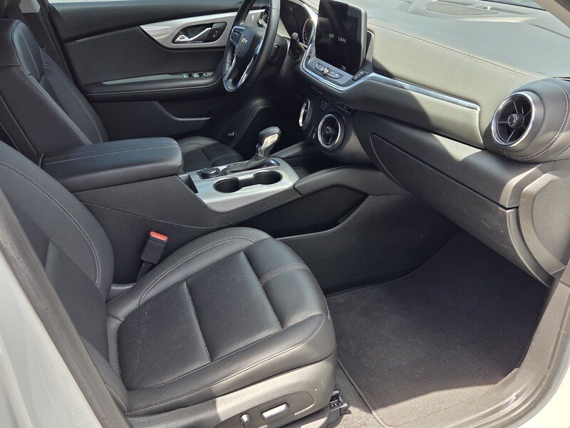 Used 2023 Summit White CHEVROLET FWD 4DR LT W/3LT image 18