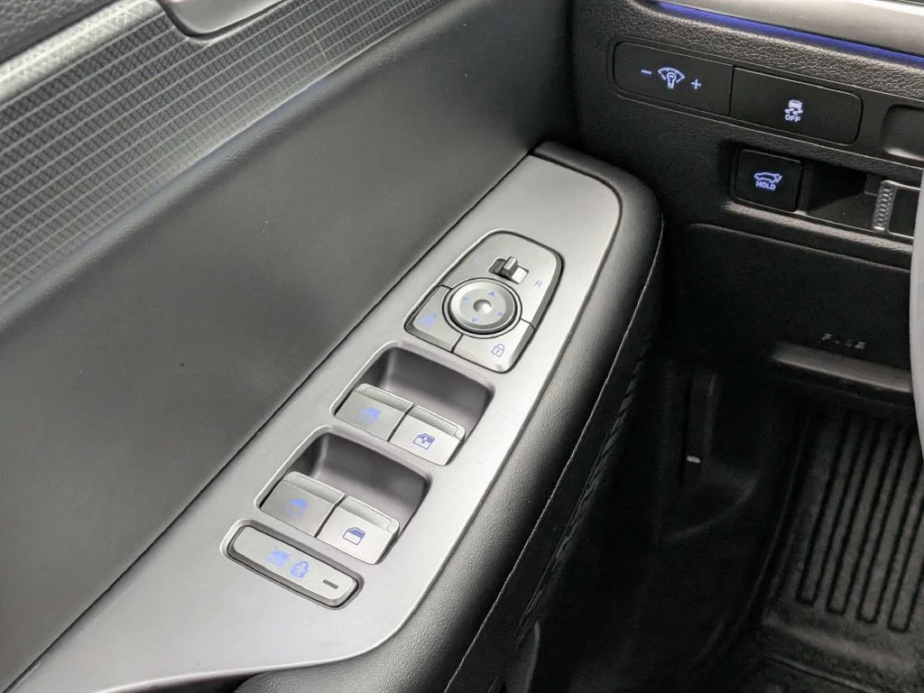 Used 2024 White Hyundai Limited image 20