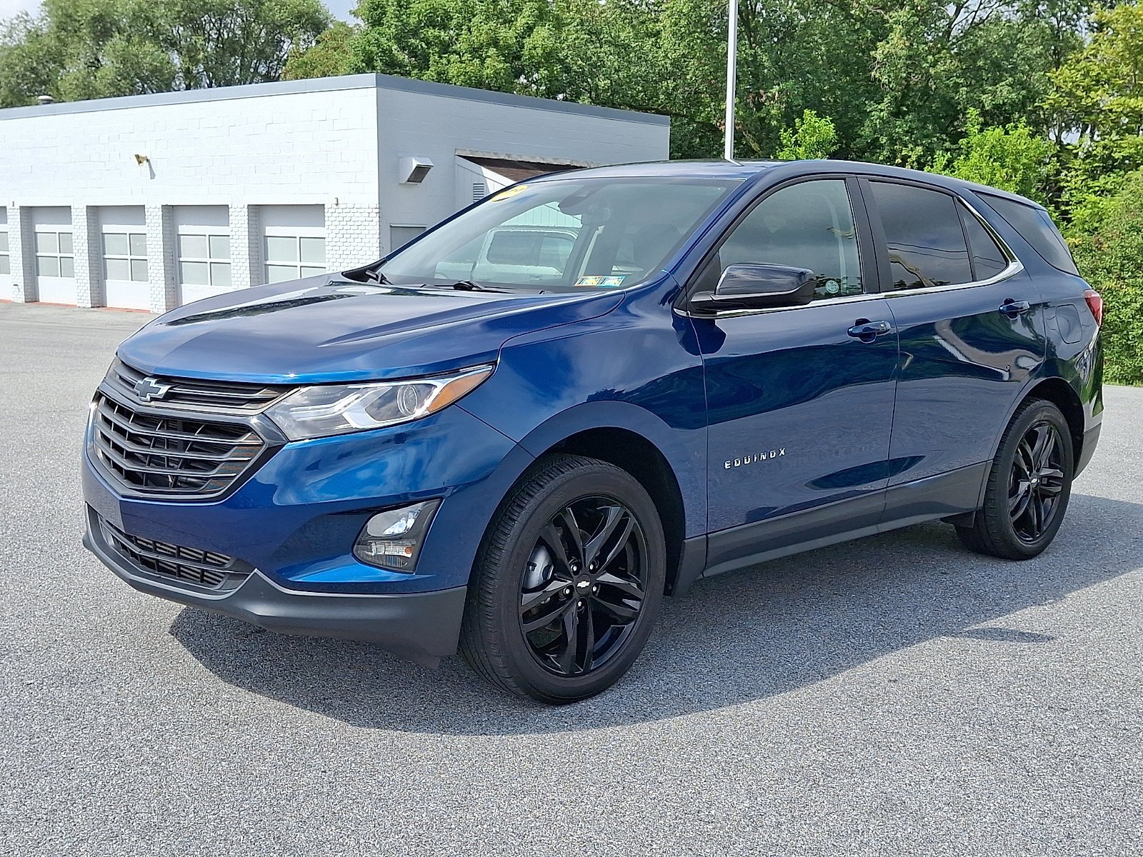 Used 2021 Pacific Blue Metallic Chevrolet LT image 3