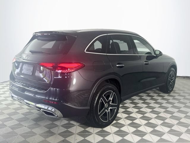 New 2026 Graphite Grey Metallic Mercedes-Benz GLC 300 image 38