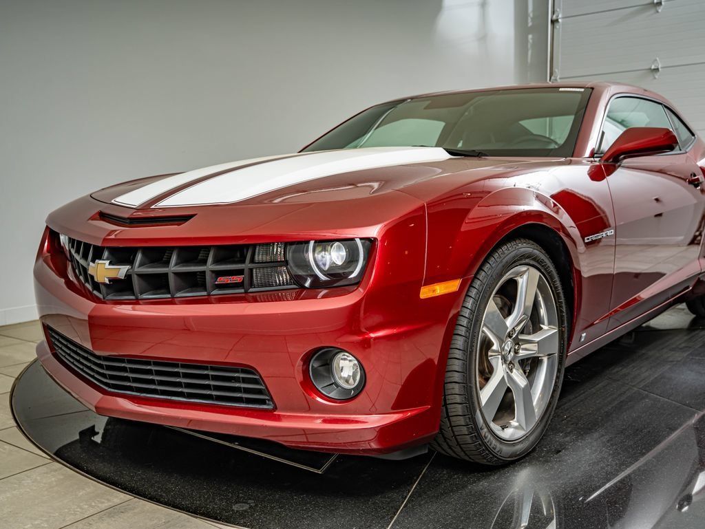Used 2010 Red Jewel Tintcoat Chevrolet SS image 14