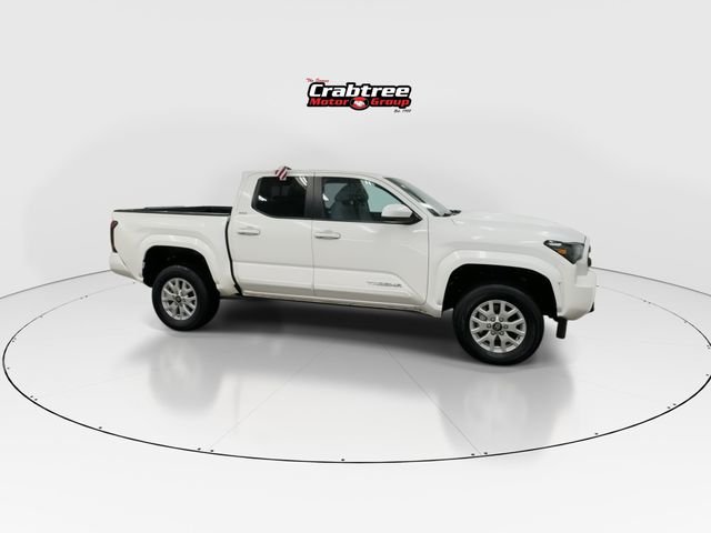 Used 2024 White Toyota SR5 image 9