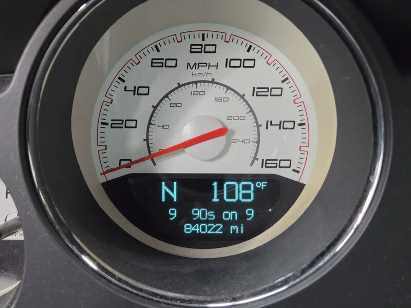 Used 2013 Granite Crystal Metallic Dodge R/T Classic image 15