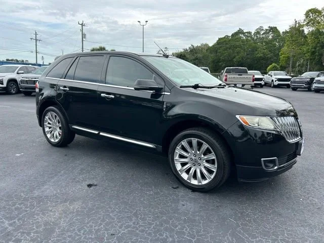2013 Lincoln MKX FWD's photo