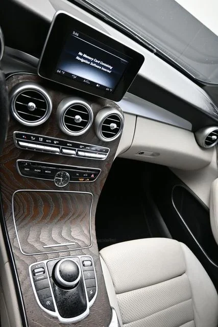 Used 2018 Gray Mercedes-Benz C 300 image 18