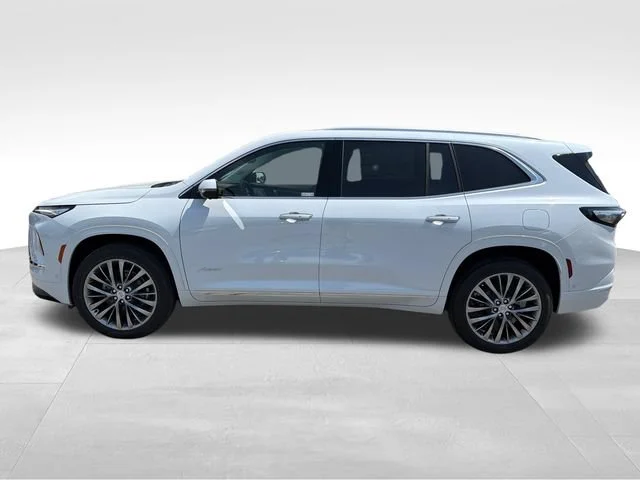 New 2026 Iridescent White Tricoat Buick Avenir image 4