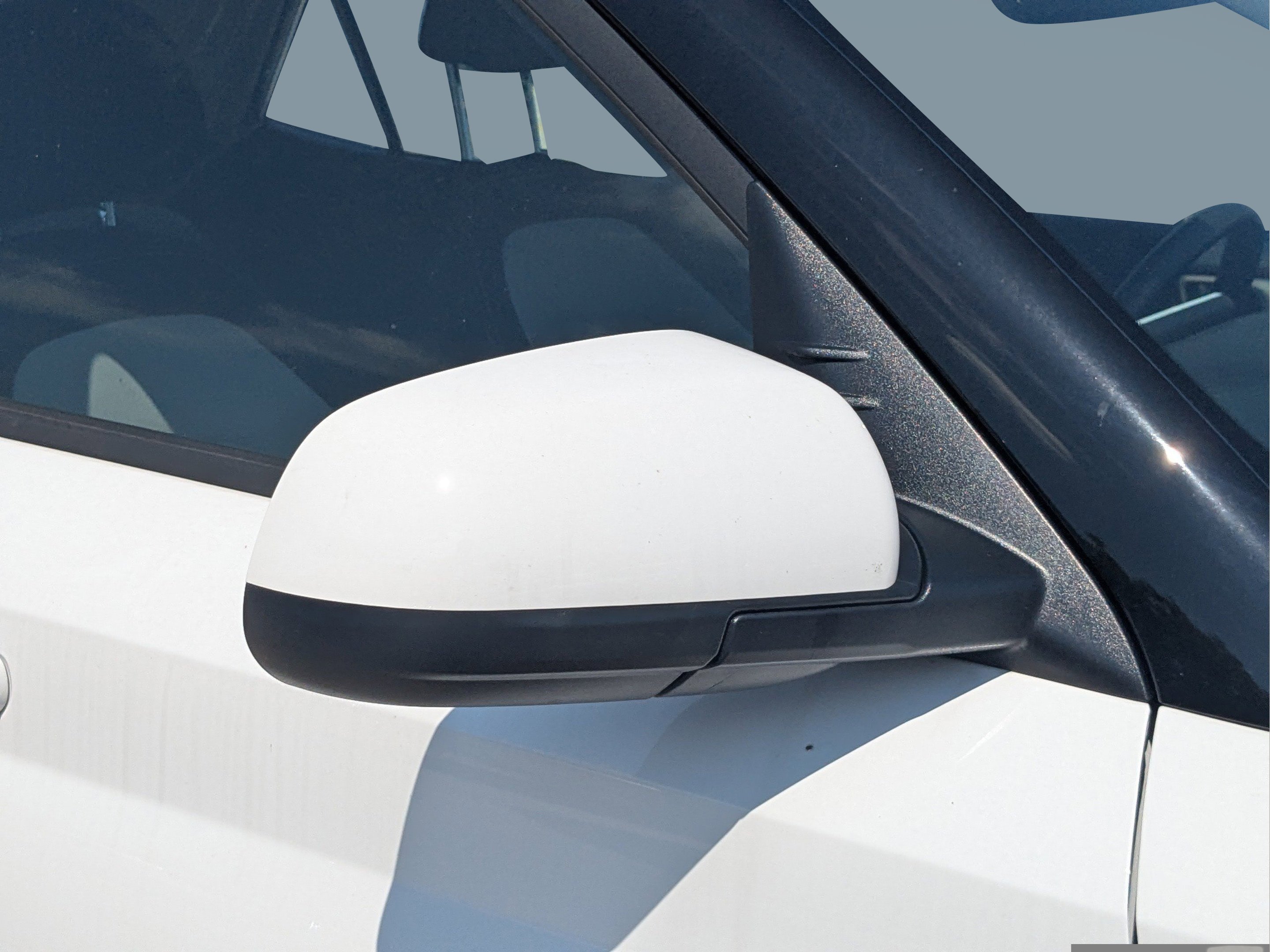 Certified Used 2025 Lunar White Hyundai SEL image 33