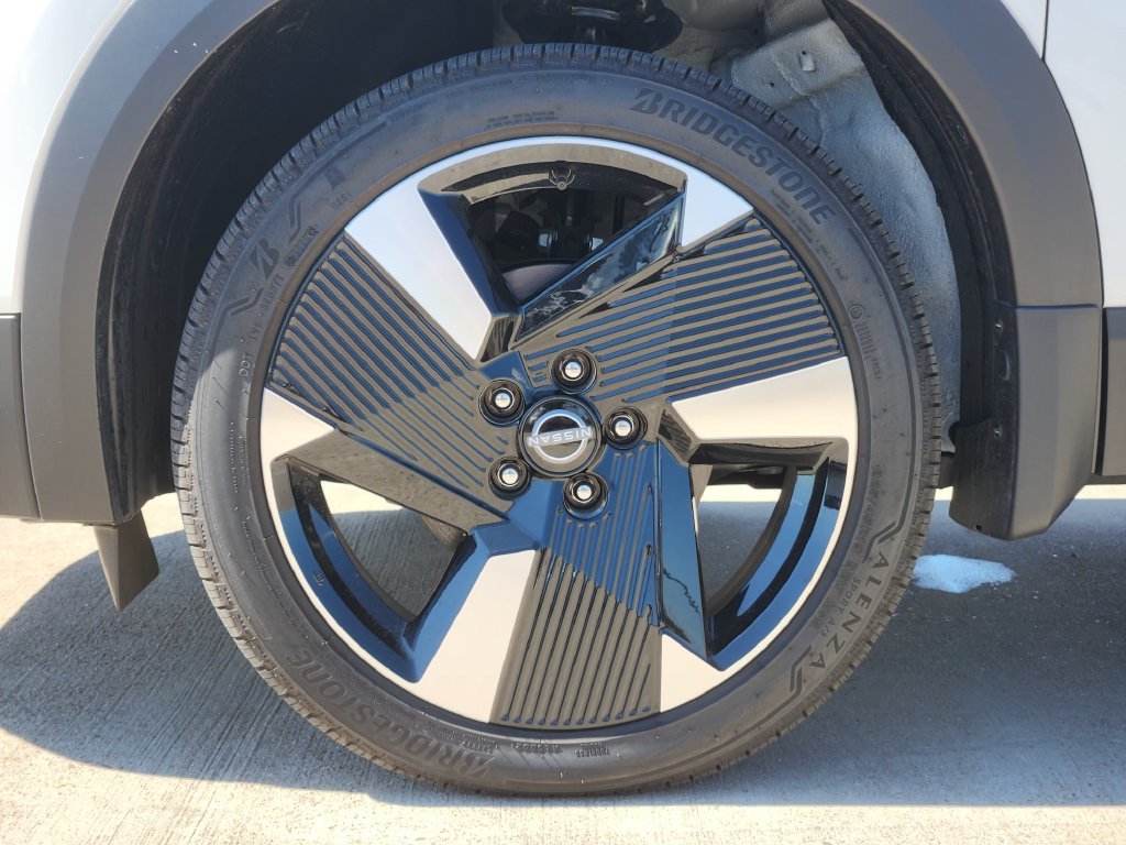 2026 Nissan KICKS SR - Photo 8
