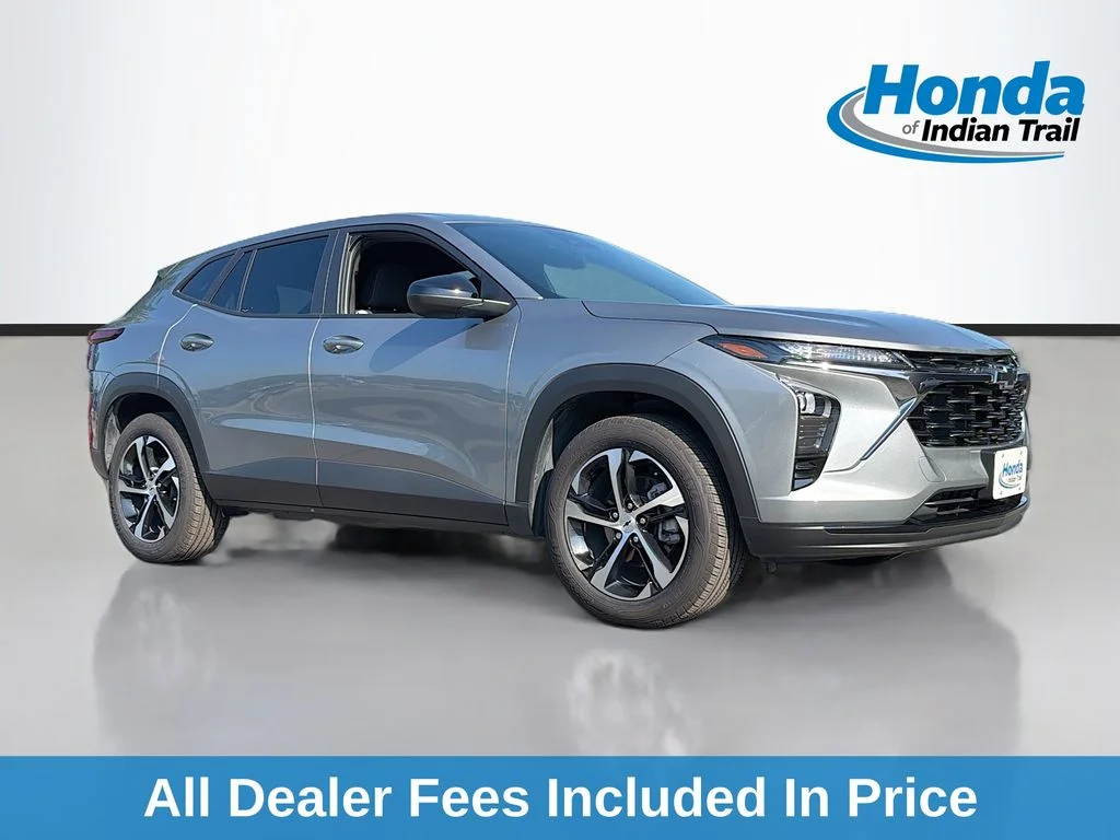 Used 2025 Sterling Gray Metallic Chevrolet 1RS image 1