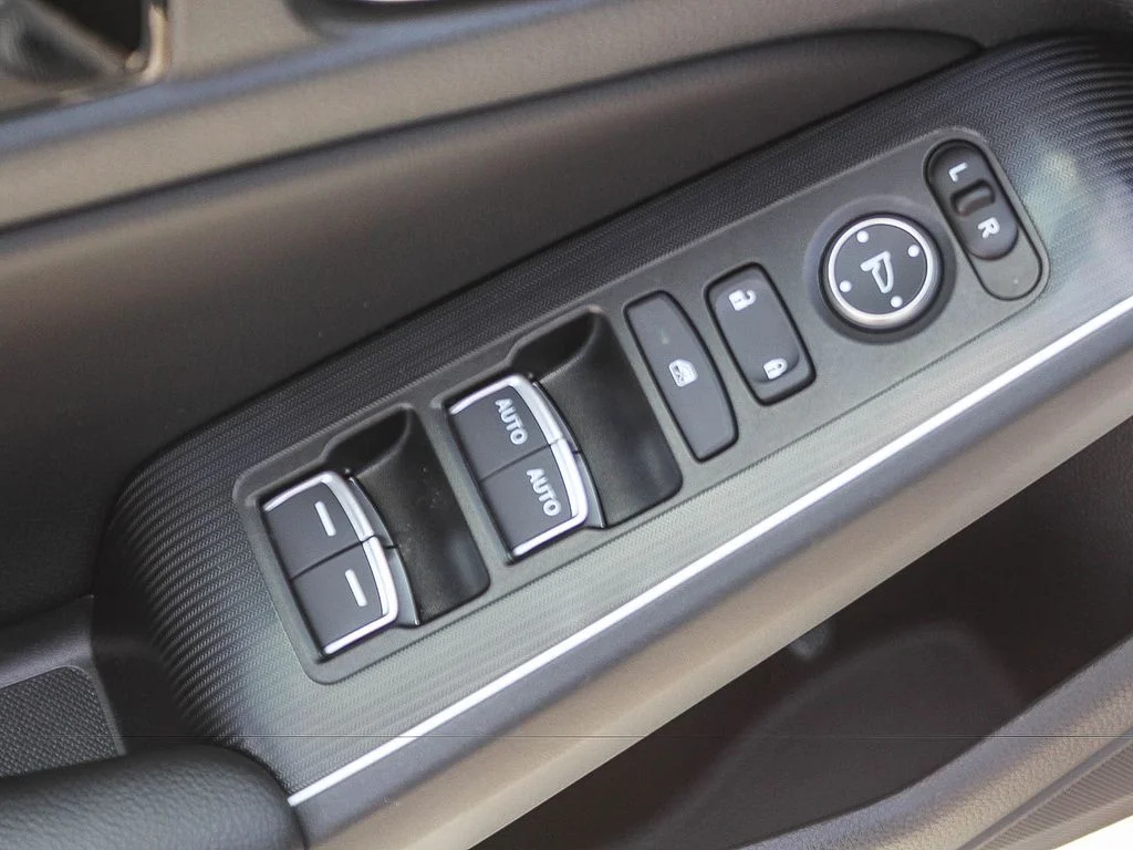2025 Honda Civic Sport - Photo 21