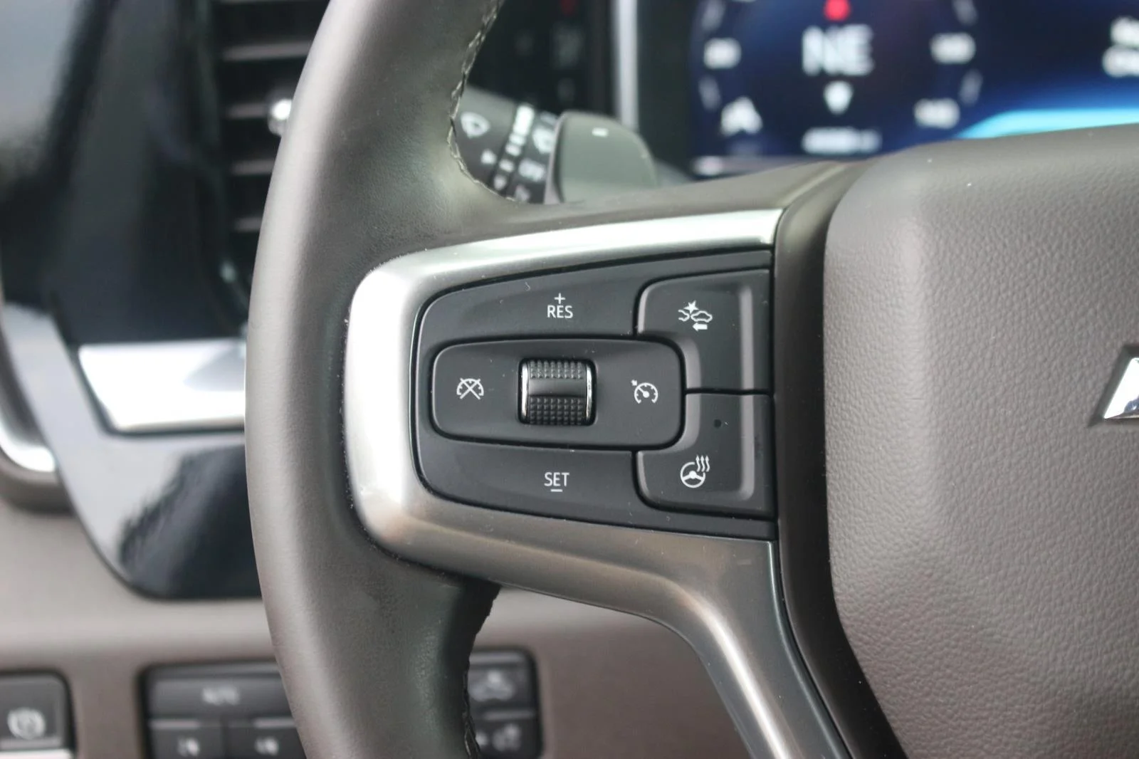 Used 2025 Sterling Gray Metallic Chevrolet LTZ image 21