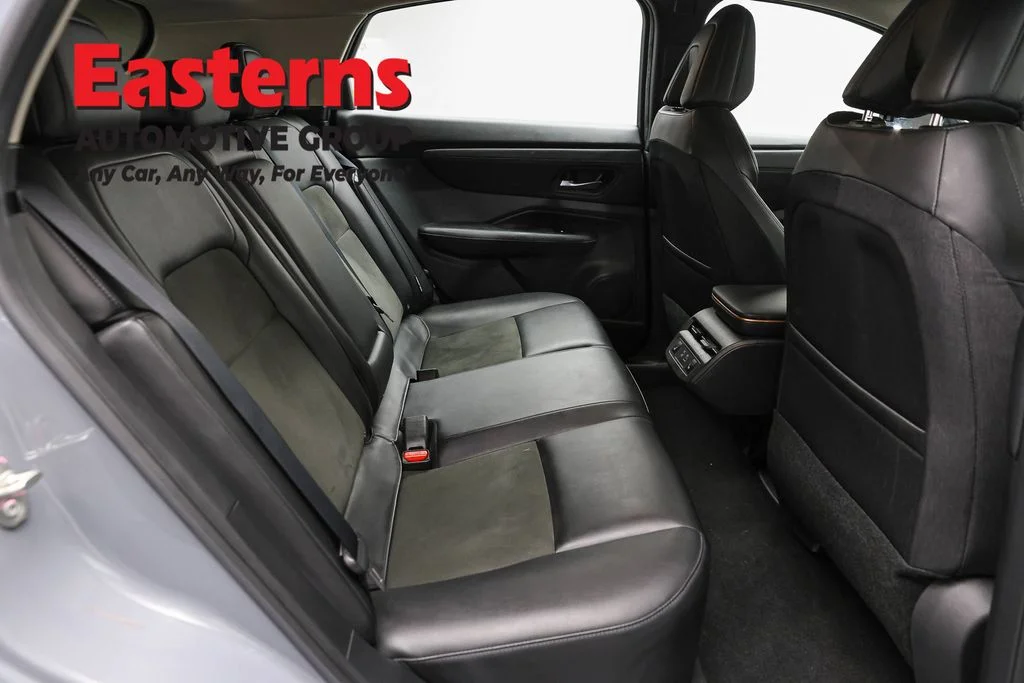 Used 2023 Gray Nissan ENGAGE image 23