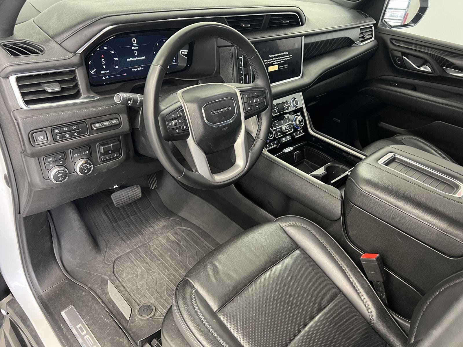 2023 GMC Yukon Denali - Photo 13