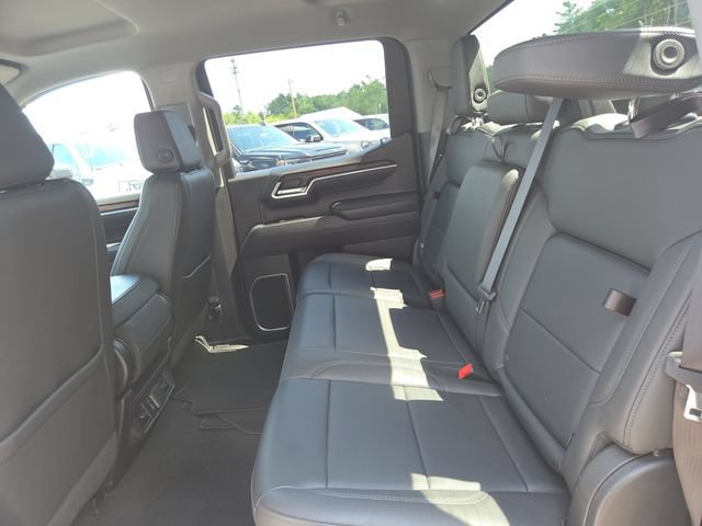 Used 2026 Summit White GMC SLT image 33