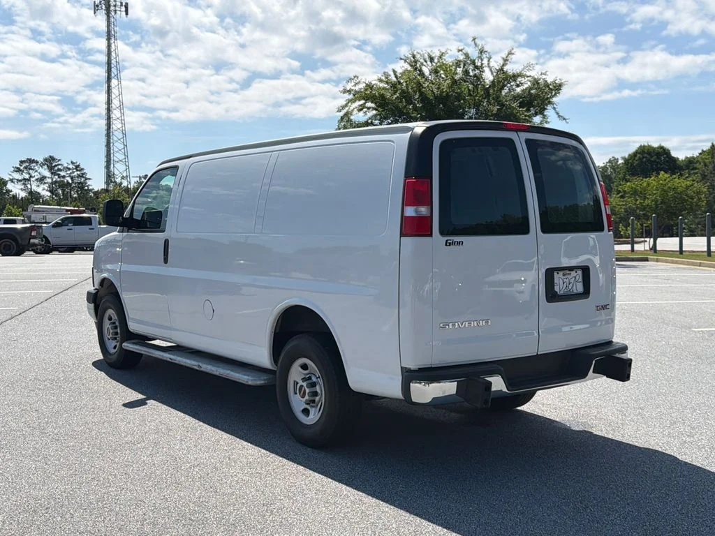 Used 2024 White GMC Work Van image 5