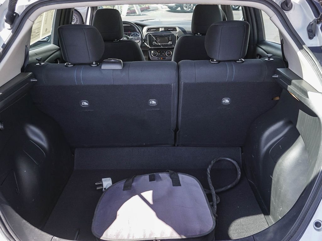 Used 2018 Silver Nissan S image 24