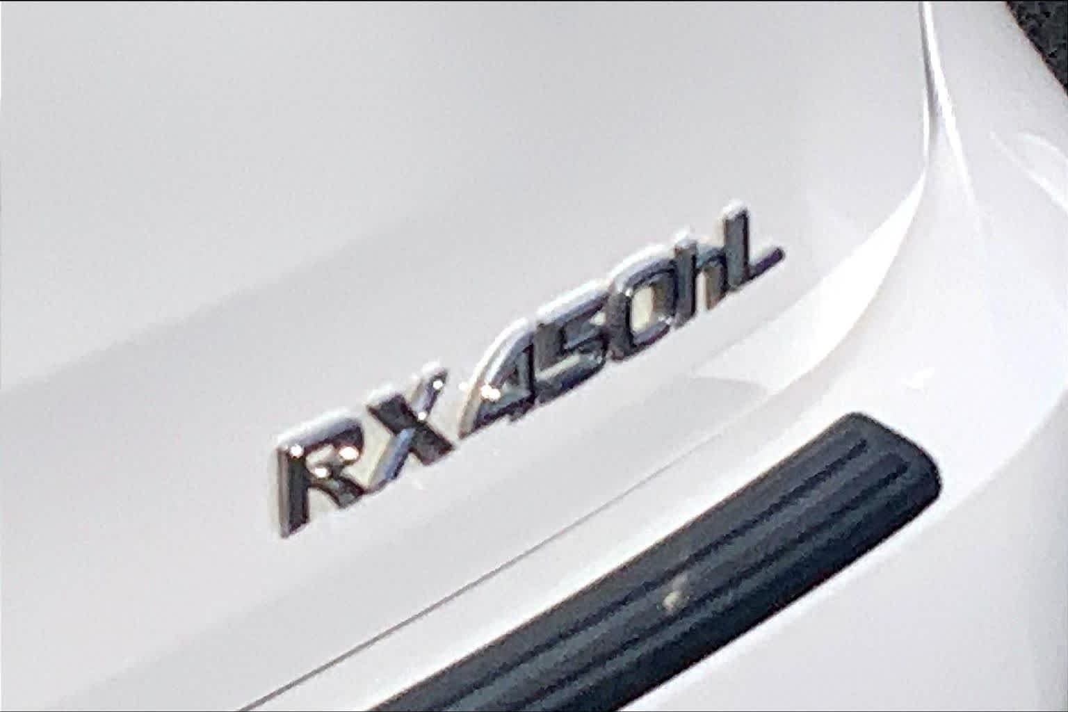 Used 2020 Eminent White Pearl Lexus  image 10