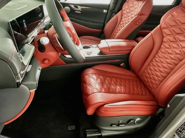 New 2027 Silver Genesis 3.5T image 10