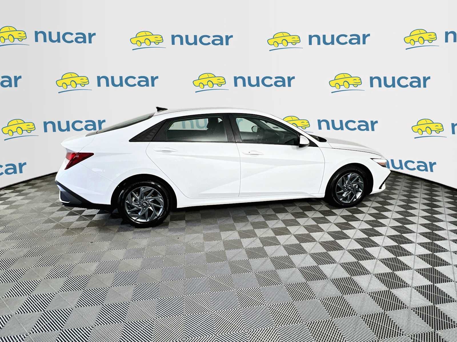 Used 2024 Serenity White Hyundai SEL image 8