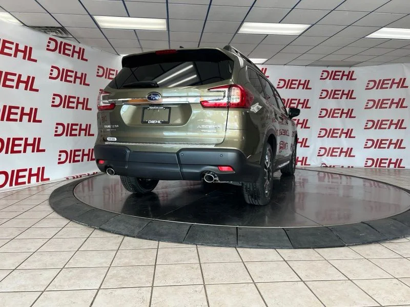 New 2026 AUTUMN GREEN METALLIC Subaru Limited 8-Passenger image 7