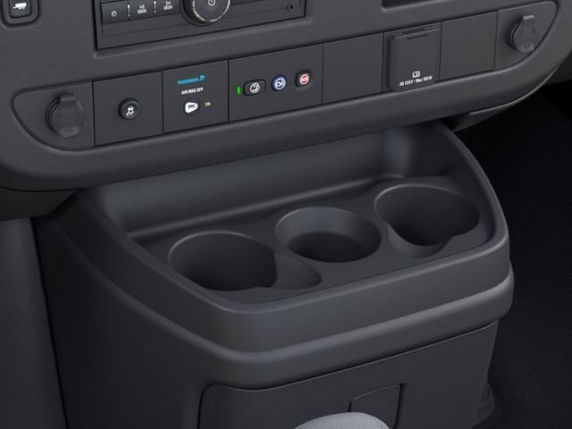 New 2025 Summit White Chevrolet 1WT image 23