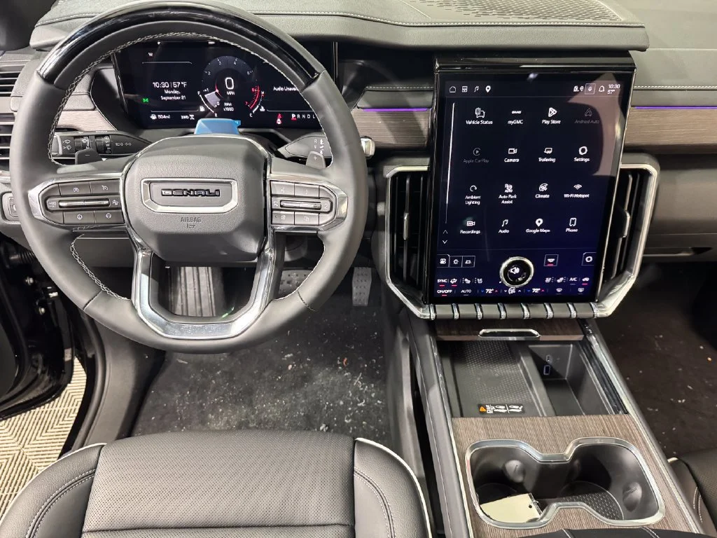 2027 GMC Acadia Denali - Photo 14