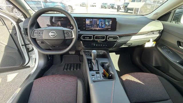 2026 Nissan Sentra SR - Photo 18