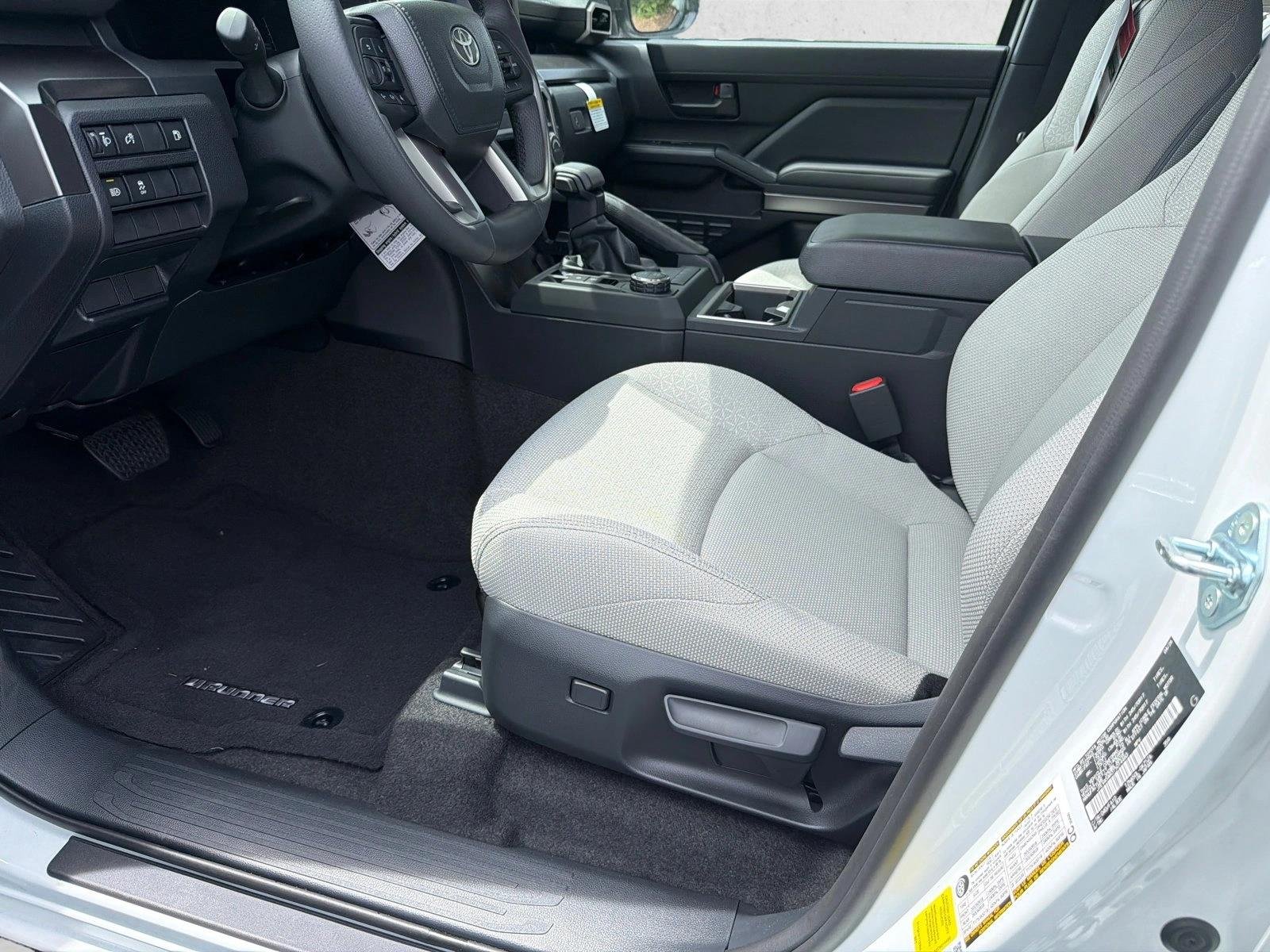 Used 2026 Ice Cap Toyota SR5 image 9