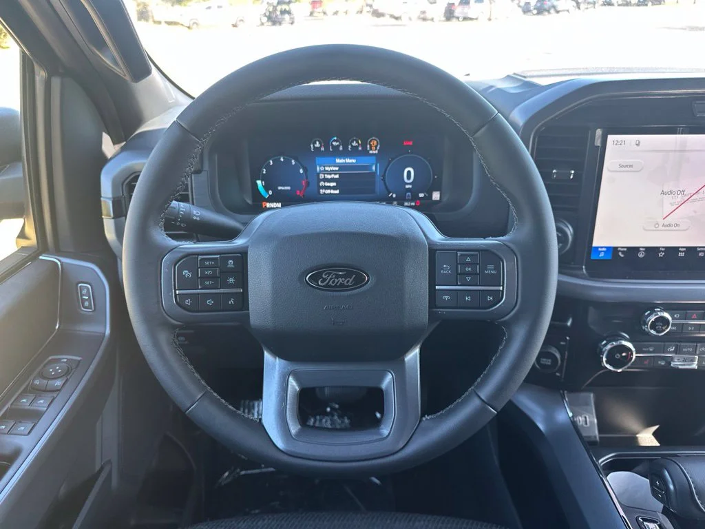 New 2026 Avalanche Ford XLT image 17