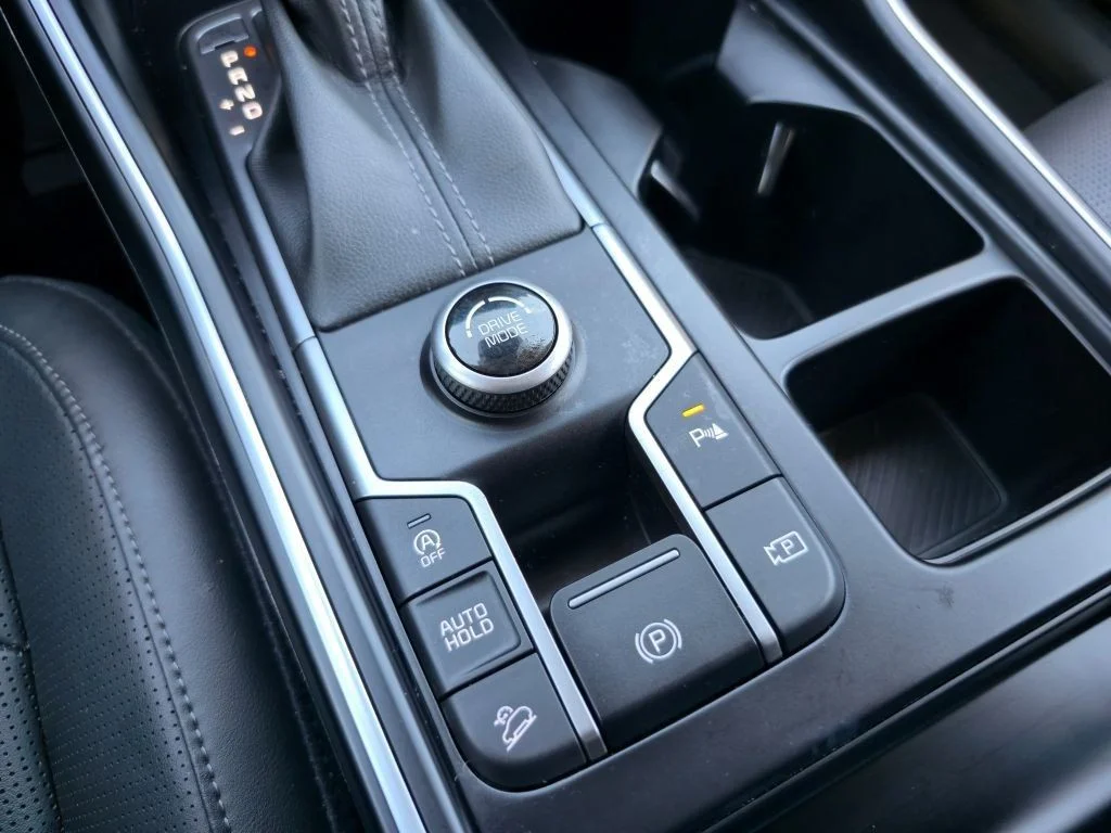 Used 2024 Ebony Black Kia S FWD image 20