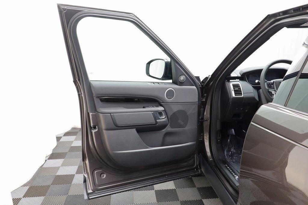 2025 Land Rover Discovery S - Photo 6