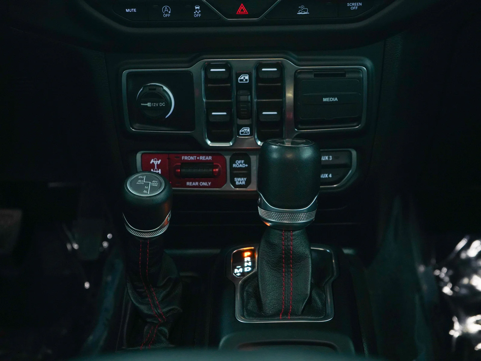 Used 2023 Sarge Green Clearcoat Jeep Rubicon image 17