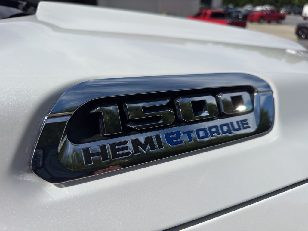 Used 2023 Ivory White Tri-Coat Pearlcoat Ram Limited image 40