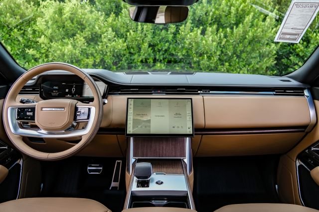 2026 Land Rover Range Rover SE - Photo 17