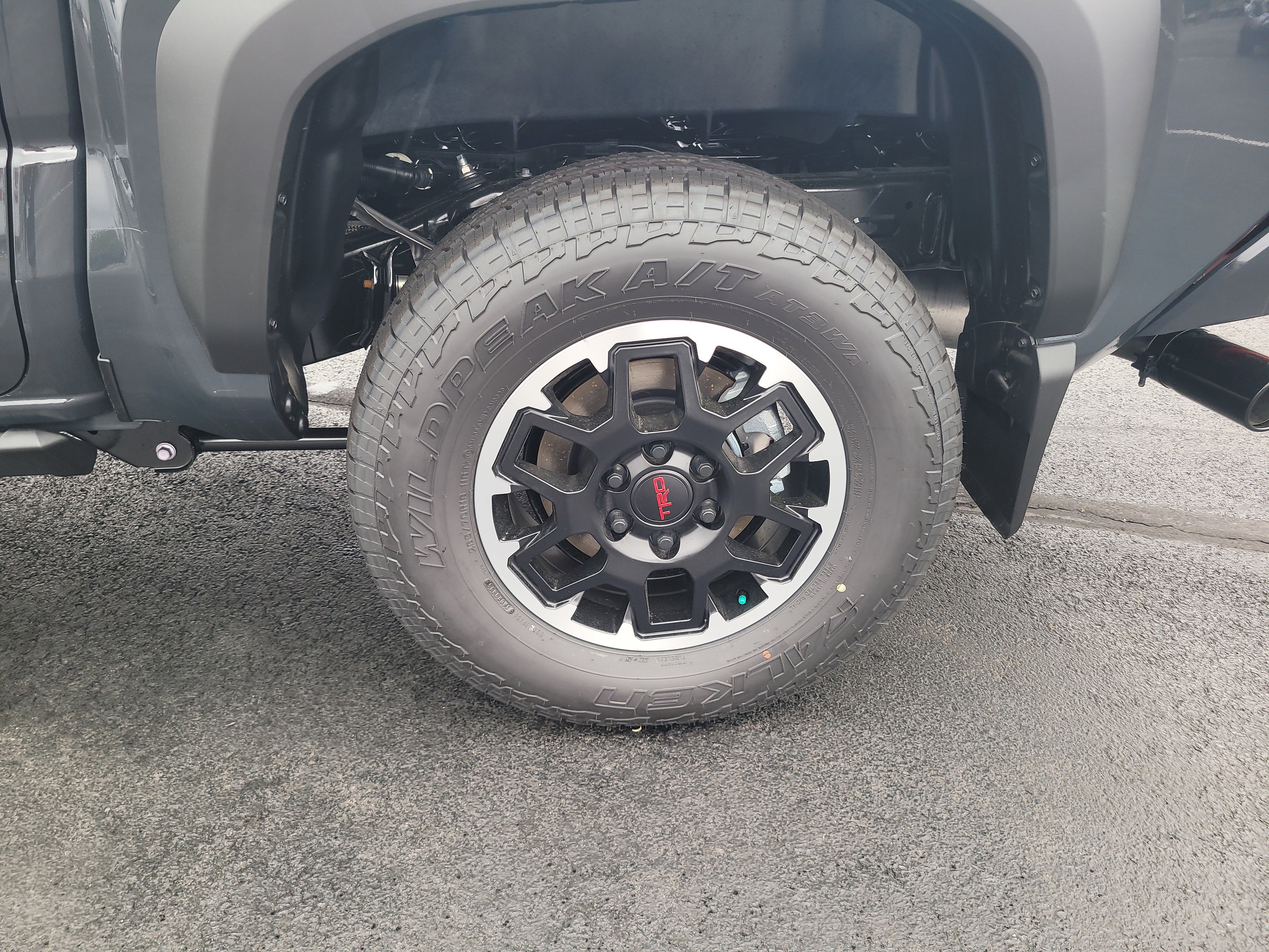2026 Toyota Tacoma TRD Off Road - Photo 9