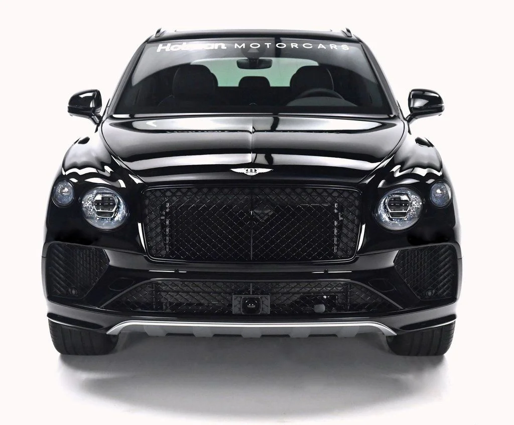 Used 2025 Beluga Bentley V8 image 35