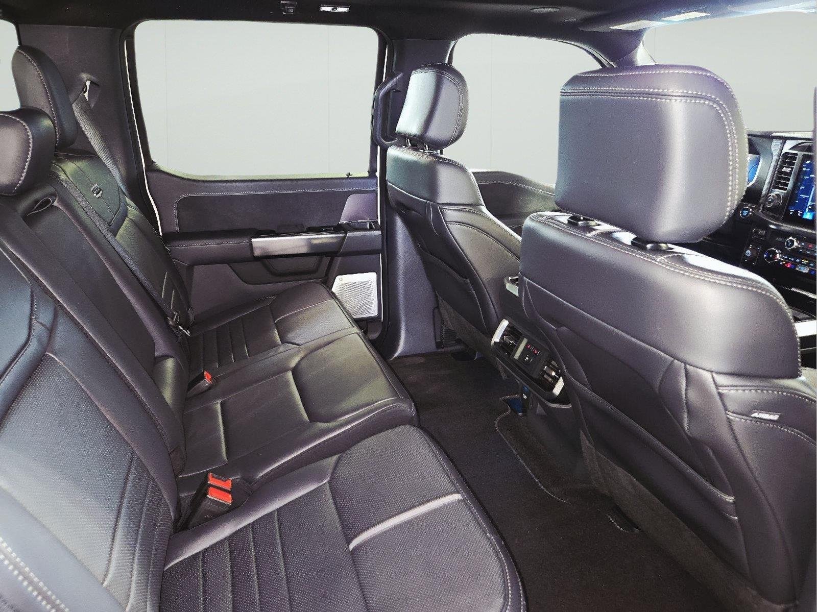 New 2026 Star White Metallic Tri-Coat Ford Platinum® image 58
