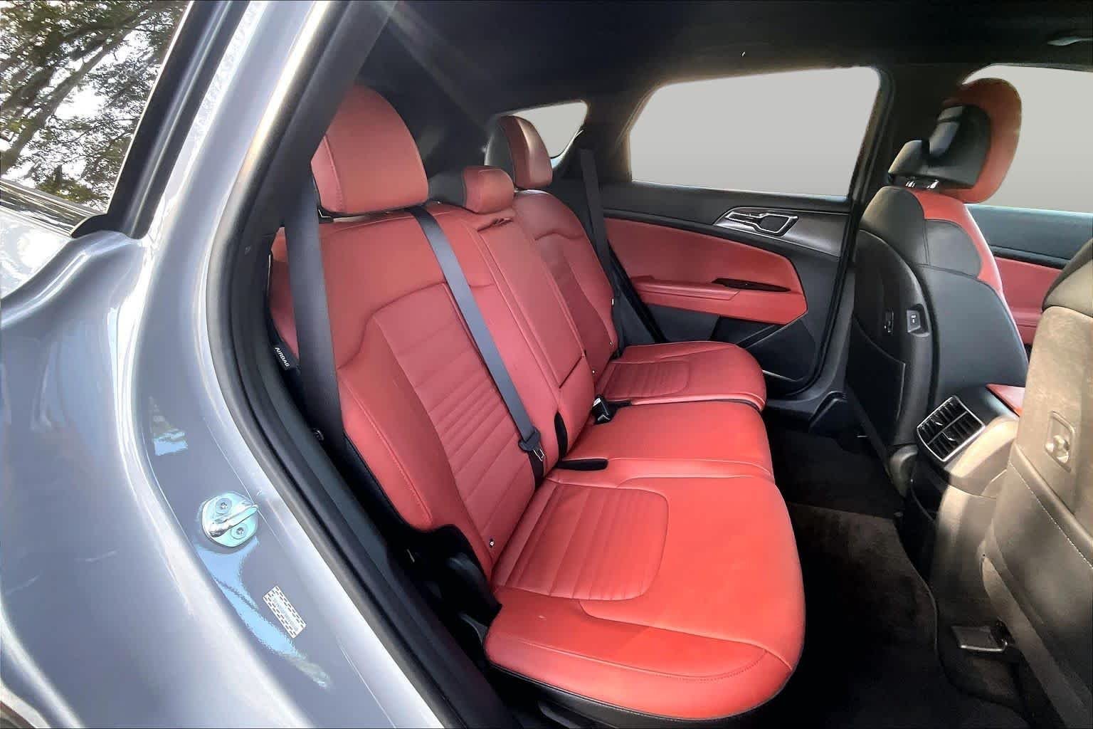 Used 2024 Wolf Gray Kia SX-Prestige image 20