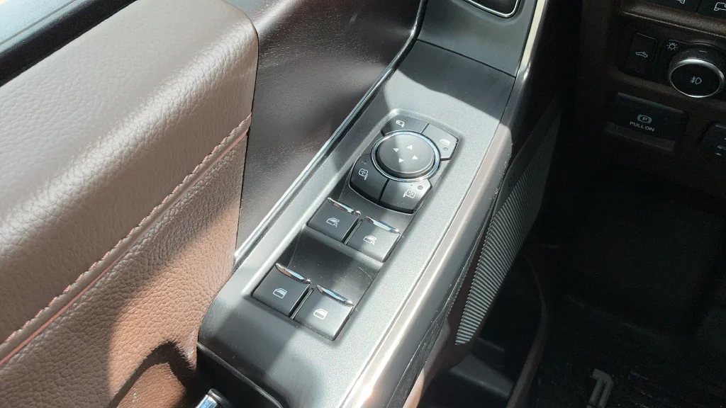 Used 2023 Gray Ford King Ranch image 14