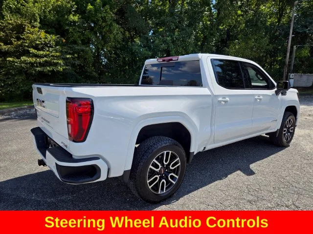 Used 2026 White GMC AT4 image 9