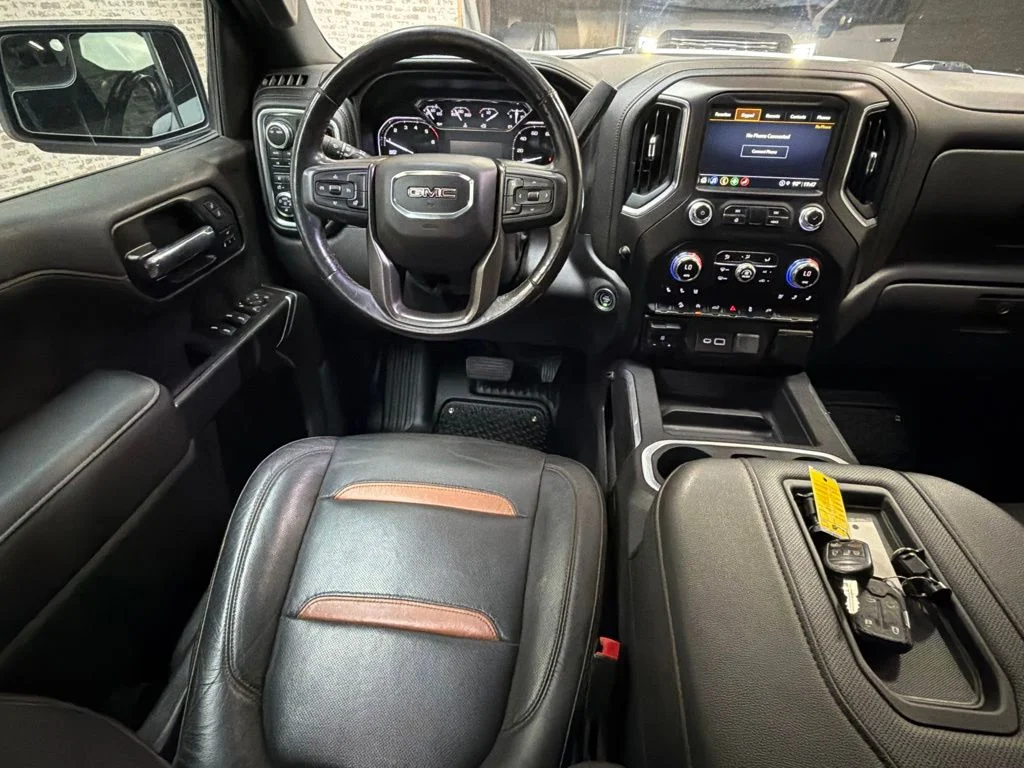 Used 2021 Summit White GMC AT4 image 15