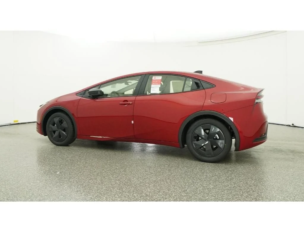 New 2026 Supersonic Red Toyota LE image 42